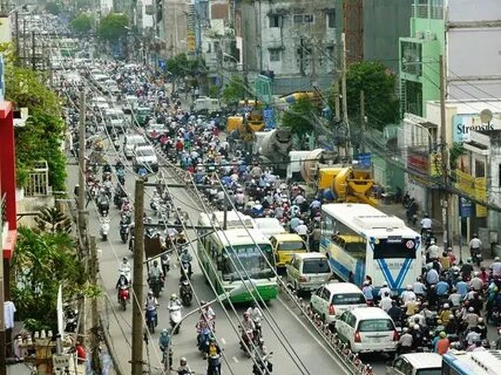 Hotspot Matrix và Gái Pháp mê tít 2 kiểu váy xinh như thơ, diện từ hè năm này sang năm